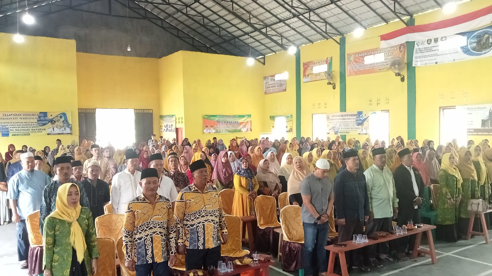 pengajian akbar al hidayah dalam acara bunga kampung mekar didusun di  kampung rejosari mataram 